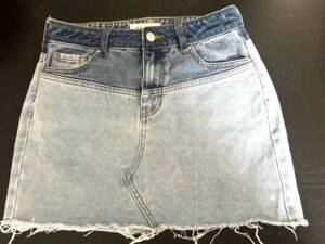 PacSun Y2K Denim Micro Mini Skirt 25 Ombre Frayed Hem Grunge Coastal Streetwear
